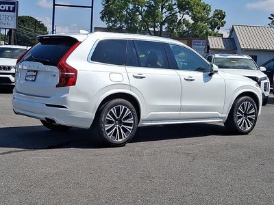 2020 Volvo XC90 Momentum