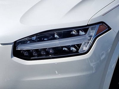 2020 Volvo XC90 Momentum