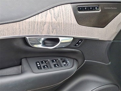 2022 Volvo XC90 Inscription