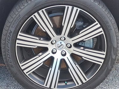2024 Volvo XC90 Recharge Plug-In Hyb Ultimate Bright Theme