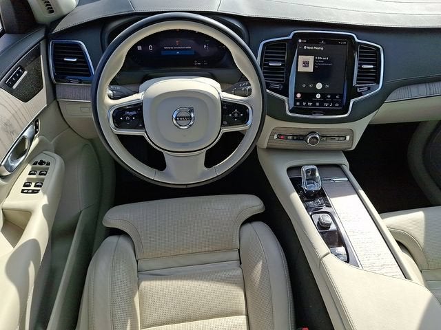 2024 Volvo XC90 Recharge Plug-In Hyb Ultimate Bright Theme