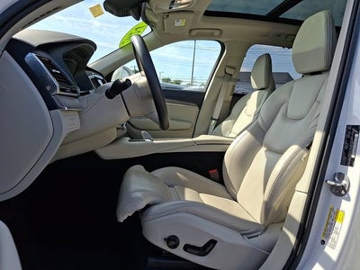 2024 Volvo XC90 Recharge Plug-In Hyb Ultimate Bright Theme