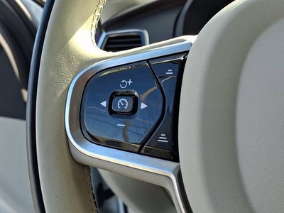 2024 Volvo XC90 Recharge Plug-In Hyb Ultimate Bright Theme