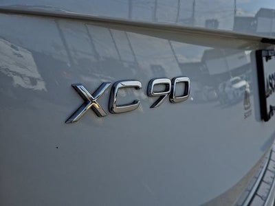 2024 Volvo XC90 Recharge Plug-In Hyb Ultimate Bright Theme