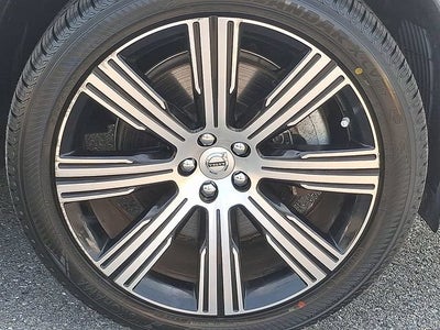 2024 Volvo XC90 Recharge Plug-In Hyb Ultimate Bright Theme