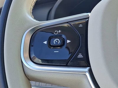 2024 Volvo XC90 Recharge Plug-In Hyb Ultimate Bright Theme