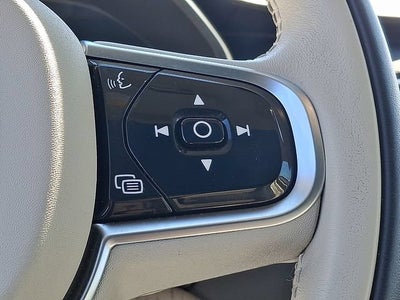 2024 Volvo XC90 Recharge Plug-In Hyb Ultimate Bright Theme