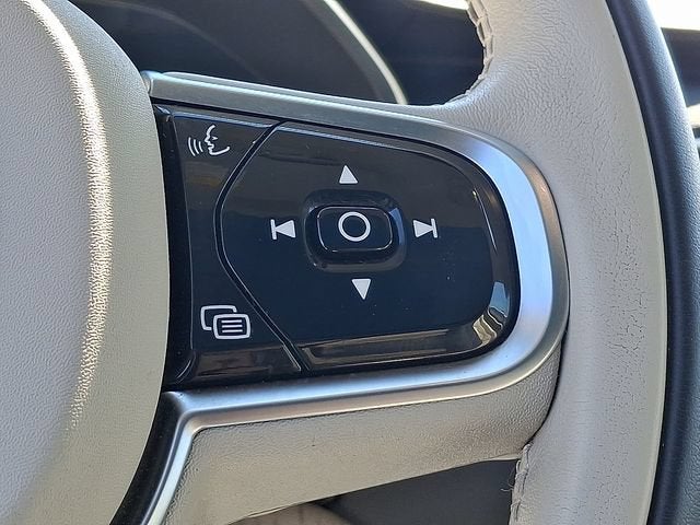 2024 Volvo XC90 Recharge Plug-In Hyb Ultimate Bright Theme