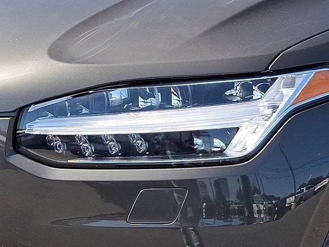 2024 Volvo XC90 Recharge Plug-In Hyb Ultimate Bright Theme