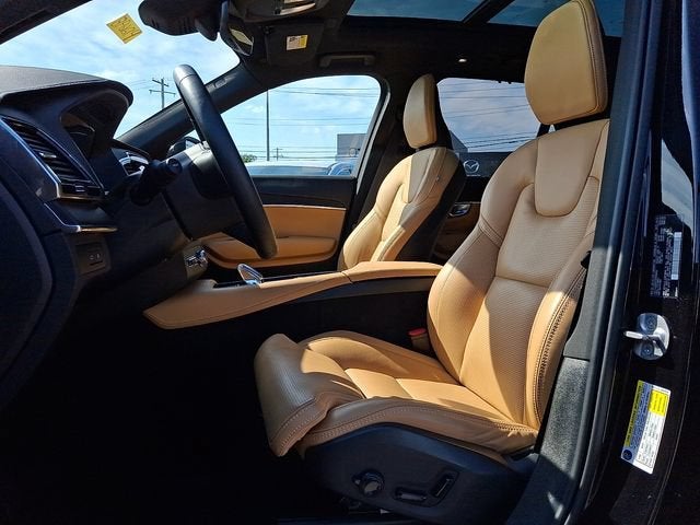 2024 Volvo XC90 Recharge Plug-In Hyb Ultimate Bright Theme