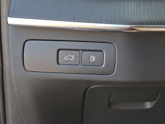 2024 Volvo XC90 Recharge Plug-In Hyb Ultimate Bright Theme