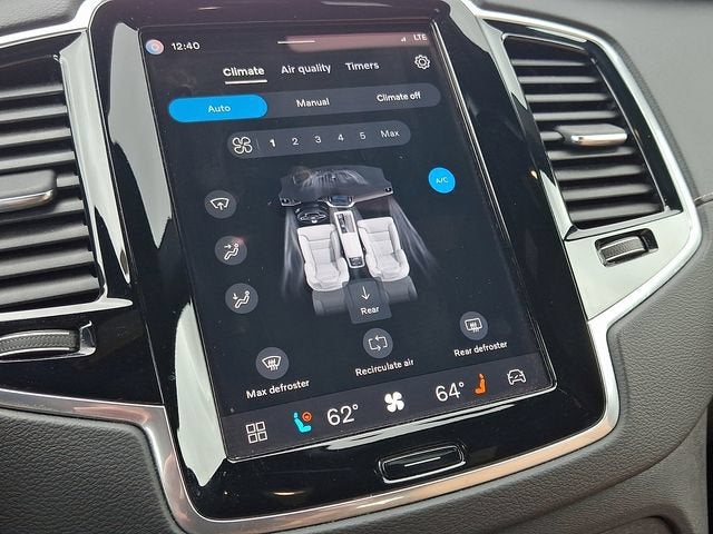 2024 Volvo XC90 Recharge Plug-In Hyb Ultimate Bright Theme