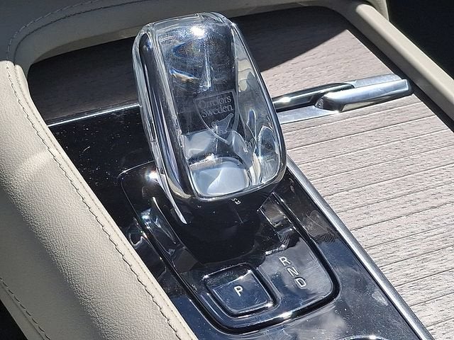 2024 Volvo XC90 Recharge Plug-In Hyb Ultimate Bright Theme