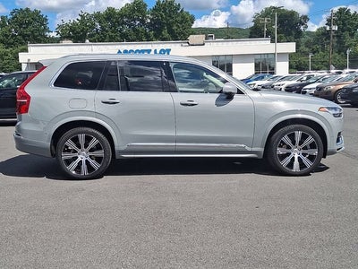 2024 Volvo XC90 Recharge Plug-In Hyb Ultimate Bright Theme