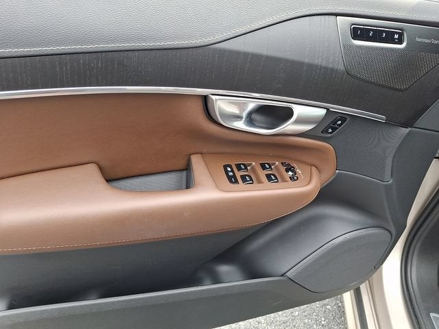 2024 Volvo XC90 Recharge Plug-In Hyb Ultimate Bright Theme