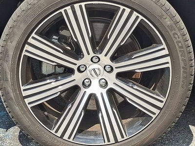 2024 Volvo XC90 Recharge Plug-In Hyb Ultimate Bright Theme