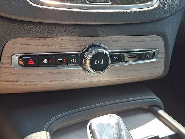 2024 Volvo XC90 Recharge Plug-In Hyb Ultimate Bright Theme