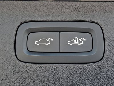 2024 Volvo XC90 Recharge Plug-In Hyb Ultimate Bright Theme