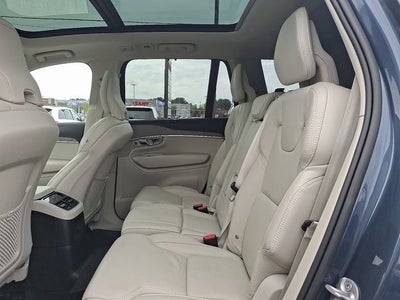 2023 Volvo XC90 Recharge Plug-In Hyb Ultimate Dark Theme