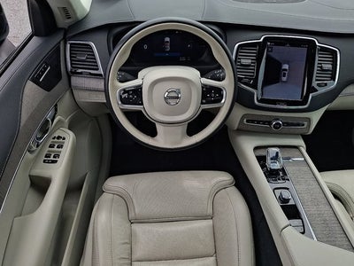 2023 Volvo XC90 Recharge Plug-In Hyb Ultimate Dark Theme