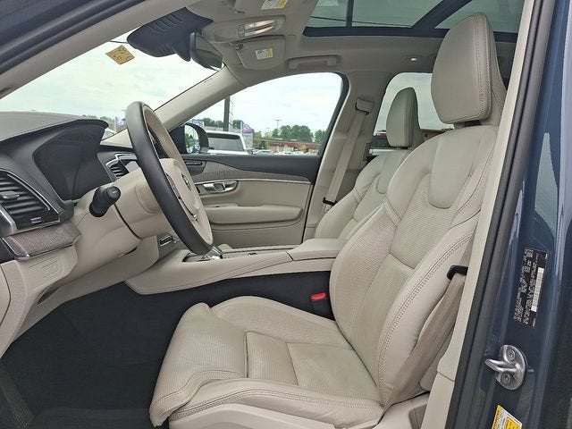 2023 Volvo XC90 Recharge Plug-In Hyb Ultimate Dark Theme