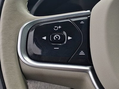 2023 Volvo XC90 Recharge Plug-In Hyb Ultimate Dark Theme