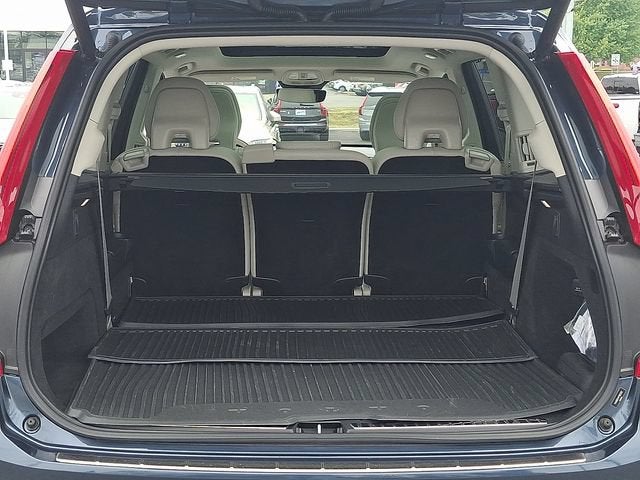 2023 Volvo XC90 Recharge Plug-In Hyb Ultimate Dark Theme