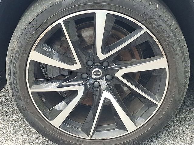 2023 Volvo XC90 Recharge Plug-In Hyb Ultimate Dark Theme