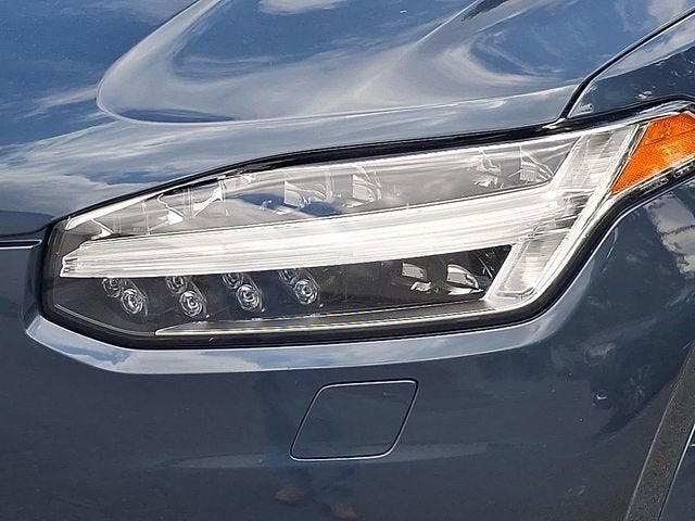 2023 Volvo XC90 Recharge Plug-In Hyb Ultimate Dark Theme