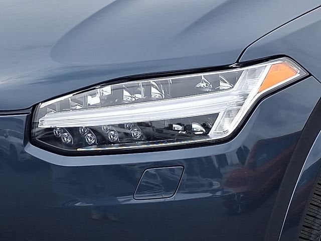 2023 Volvo XC90 Recharge Plug-In Hyb Ultimate Dark Theme