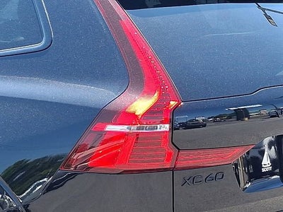 2024 Volvo XC60 Recharge Plug-In Hyb Ultimate Black Edition