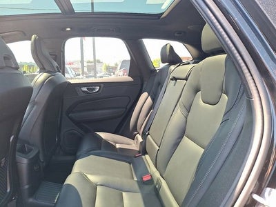 2024 Volvo XC60 Recharge Plug-In Hyb Ultimate Black Edition
