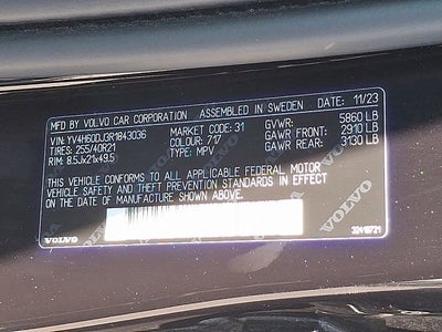 2024 Volvo XC60 Recharge Plug-In Hyb Ultimate Black Edition
