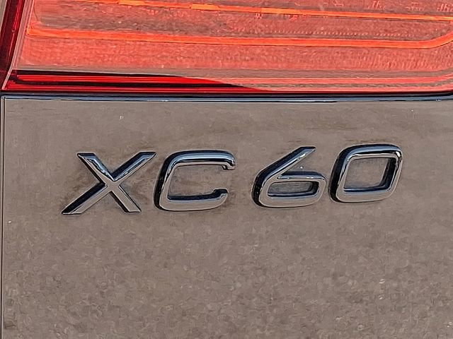 2024 Volvo XC60 Recharge Plug-In Hyb Ultimate Black Edition