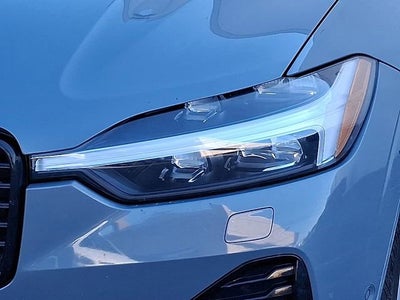 2024 Volvo XC60 Recharge Plug-In Hyb Plus Dark Theme