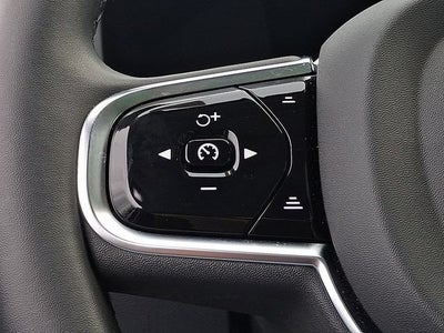 2024 Volvo XC60 Recharge Plug-In Hyb Ultimate Dark Theme