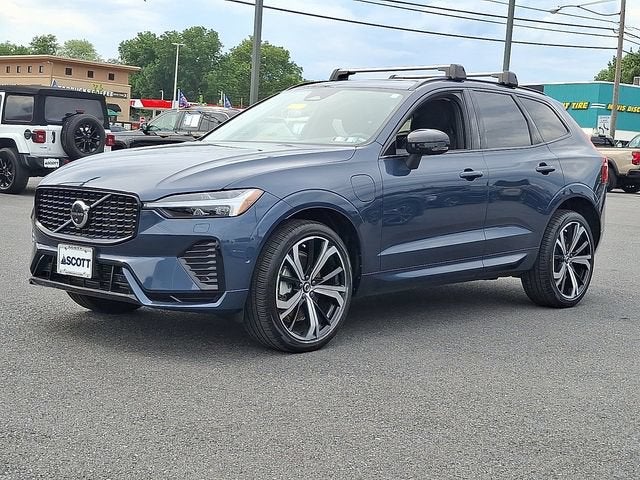 2024 Volvo XC60 Recharge Plug-In Hyb Ultimate Dark Theme