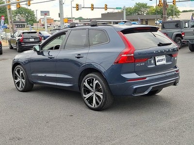 2024 Volvo XC60 Recharge Plug-In Hyb Ultimate Dark Theme
