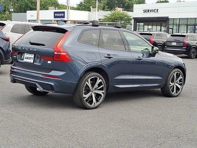 2024 Volvo XC60 Recharge Plug-In Hyb Ultimate Dark Theme