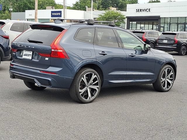 2024 Volvo XC60 Recharge Plug-In Hyb Ultimate Dark Theme