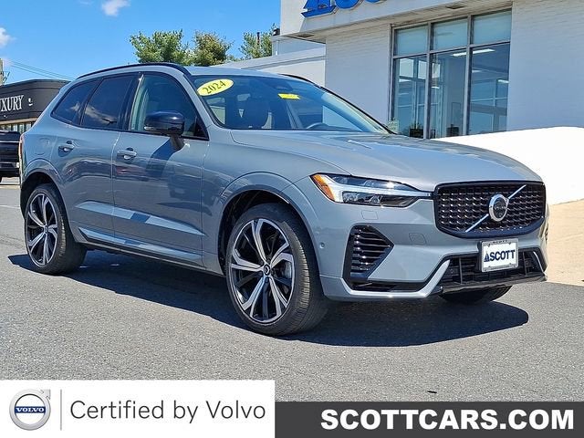 2024 Volvo XC60 Recharge Plug-In Hyb Ultimate Dark Theme