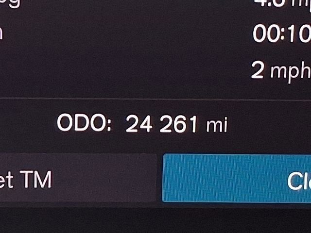 2024 Volvo XC60 Recharge Plug-In Hyb Ultimate Dark Theme