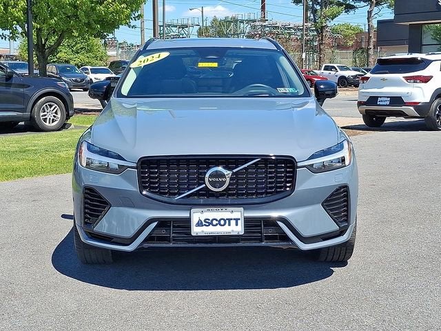 2024 Volvo XC60 Recharge Plug-In Hyb Ultimate Dark Theme