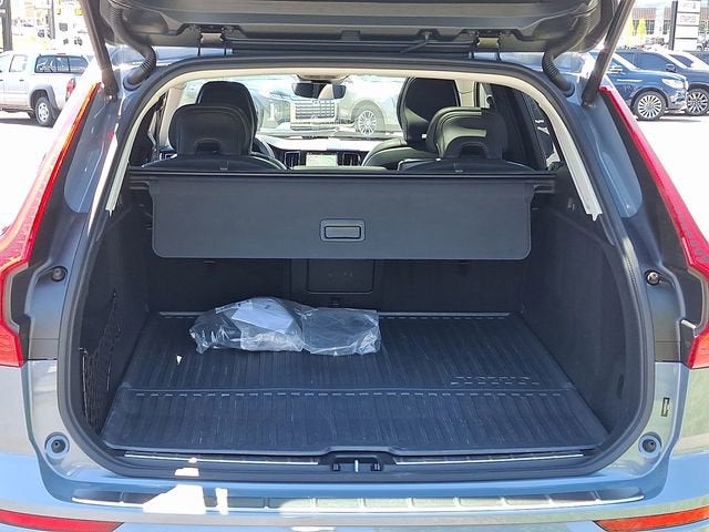 2024 Volvo XC60 Recharge Plug-In Hyb Ultimate Dark Theme