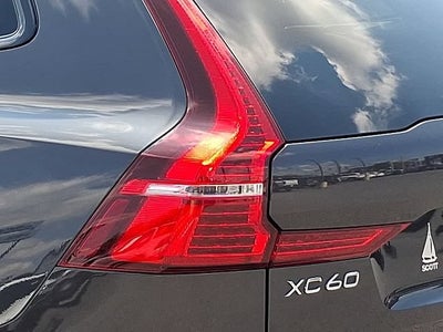 2024 Volvo XC60 Recharge Plug-In Hyb Ultimate Dark Theme