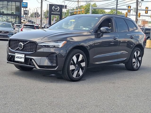 2024 Volvo XC60 Recharge Plug-In Hyb Ultimate Dark Theme
