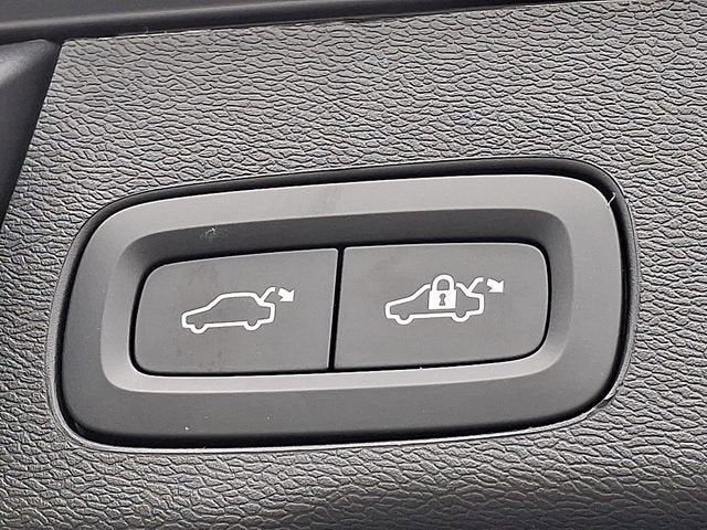 2024 Volvo XC60 Recharge Plug-In Hyb Polestar Engineered