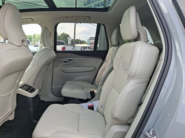 2025 Volvo XC90 Plug-In Hybrid Ultra
