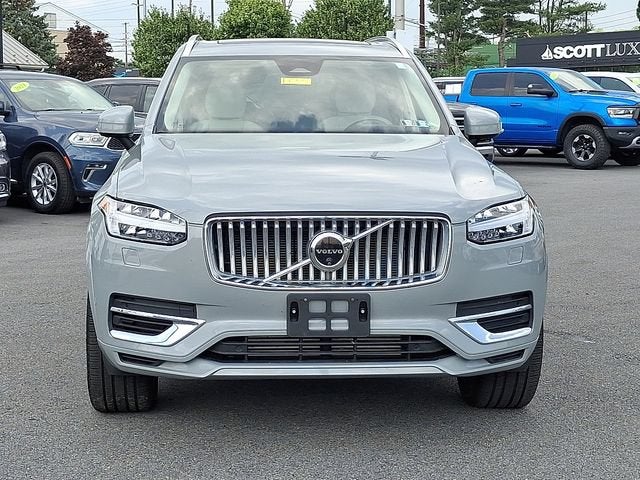 2025 Volvo XC90 Plug-In Hybrid Ultra