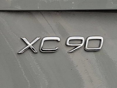 2025 Volvo XC90 Plug-In Hybrid Ultra